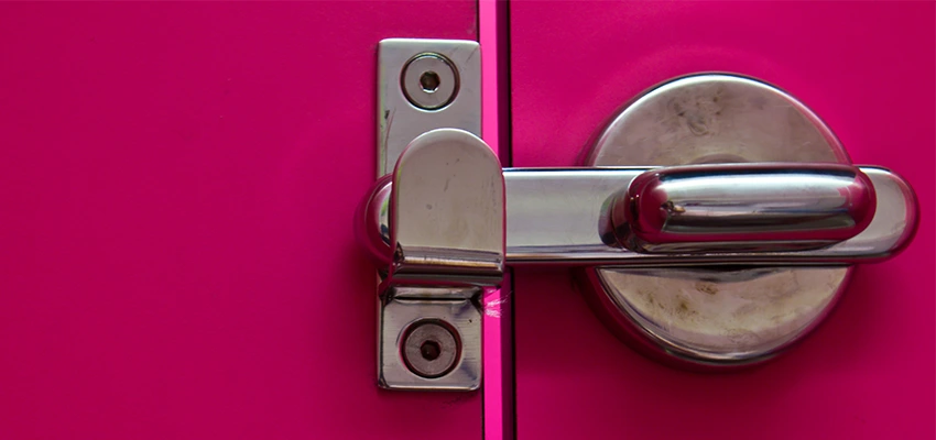 Childproof Gate Lock in Garden Grove, California